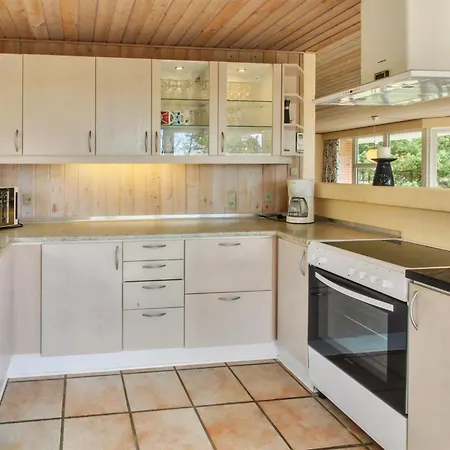 Alina - 1km From The Sea By Interhome *